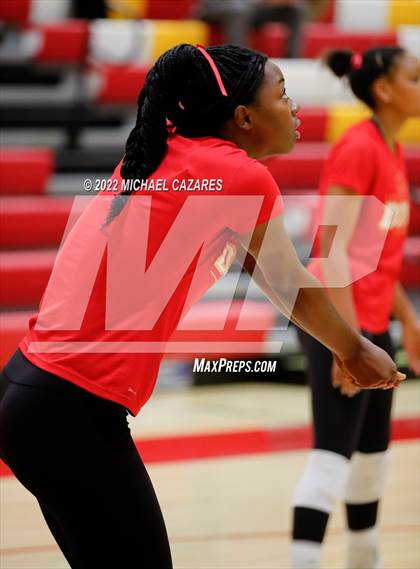 Thumbnail 3 in Torrey Pines @ Cathedral Catholic (CIF Open State Regional Semifinals) photogallery.