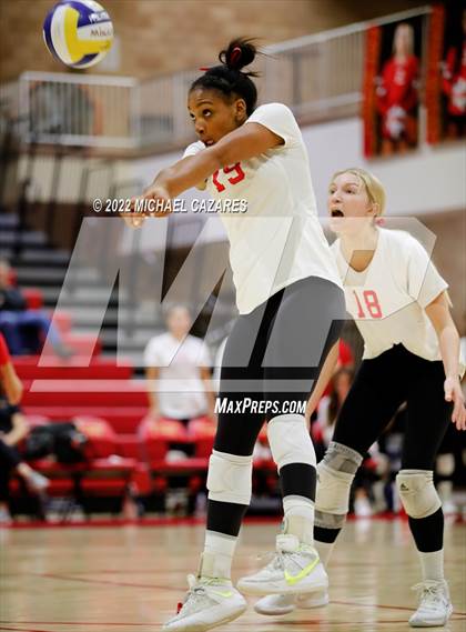 Thumbnail 1 in Torrey Pines @ Cathedral Catholic (CIF Open State Regional Semifinals) photogallery.