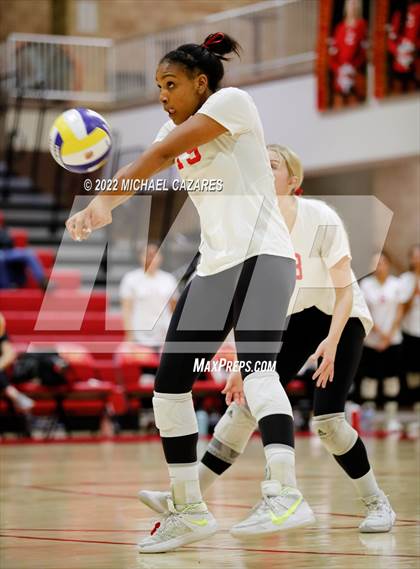 Thumbnail 2 in Torrey Pines @ Cathedral Catholic (CIF Open State Regional Semifinals) photogallery.