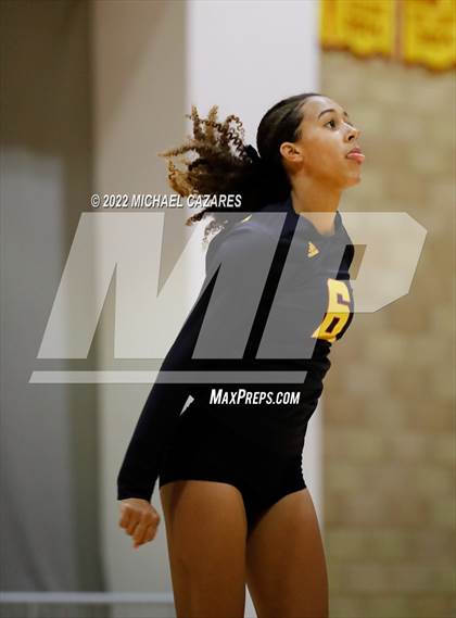 Thumbnail 3 in Torrey Pines @ Cathedral Catholic (CIF Open State Regional Semifinals) photogallery.