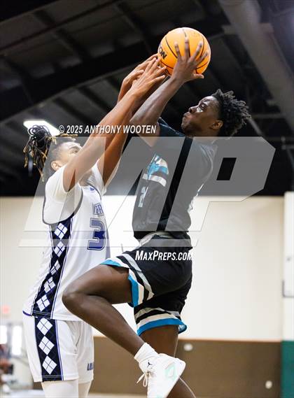 Thumbnail 3 in Riverside Christian Academy vs Combine Academy Varsity (Veterans Showcase 2025) photogallery.
