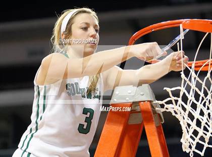 Thumbnail 1 in Lincoln Southwest vs. Millard South (NSAA Class A Final) photogallery.