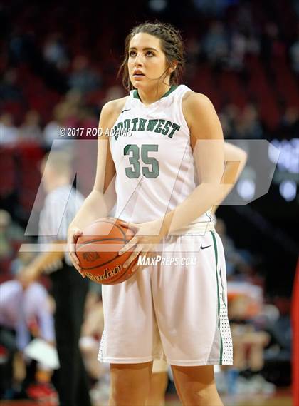Thumbnail 2 in Lincoln Southwest vs. Millard South (NSAA Class A Final) photogallery.