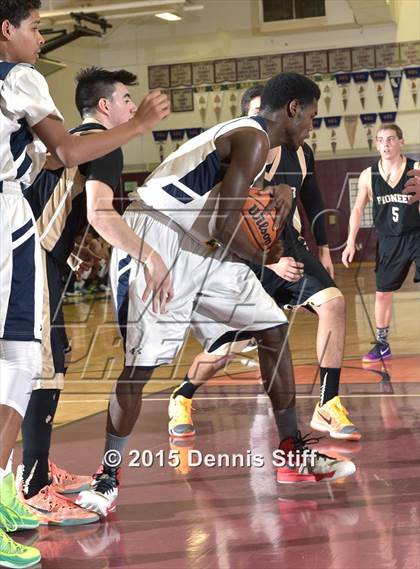 Thumbnail 3 in Rosemont vs. Pioneer (Hunter Classic) photogallery.