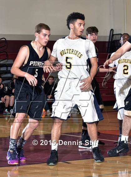 Thumbnail 2 in Rosemont vs. Pioneer (Hunter Classic) photogallery.