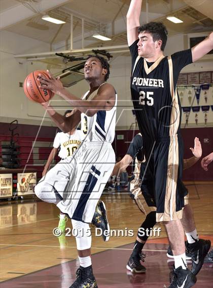 Thumbnail 2 in Rosemont vs. Pioneer (Hunter Classic) photogallery.