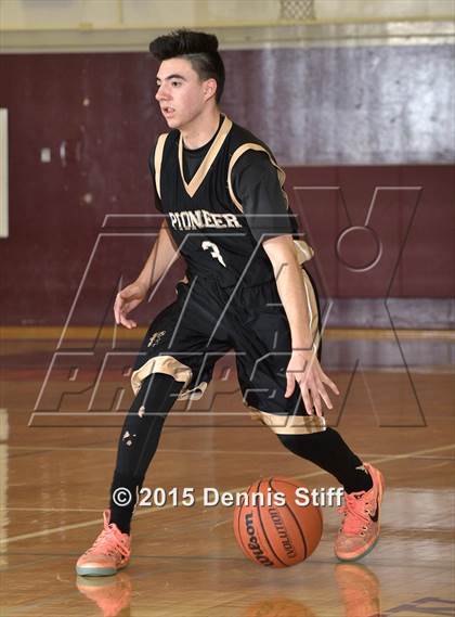 Thumbnail 3 in Rosemont vs. Pioneer (Hunter Classic) photogallery.