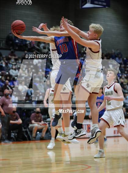 Thumbnail 3 in Richfield vs. Juab (UHSAA 3A Quarterfinal) photogallery.