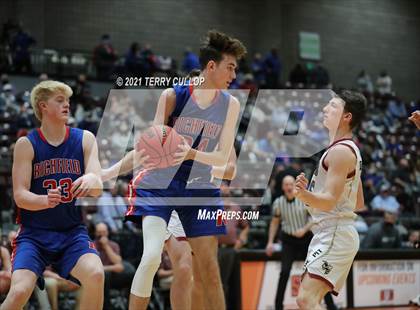 Thumbnail 3 in Richfield vs. Juab (UHSAA 3A Quarterfinal) photogallery.