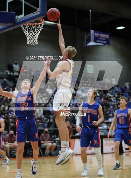 Thumbnail 3 in Richfield vs. Juab (UHSAA 3A Quarterfinal) photogallery.