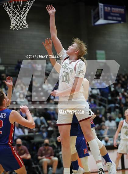 Thumbnail 2 in Richfield vs. Juab (UHSAA 3A Quarterfinal) photogallery.