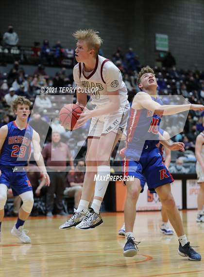 Thumbnail 2 in Richfield vs. Juab (UHSAA 3A Quarterfinal) photogallery.