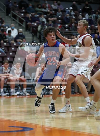 Thumbnail 2 in Richfield vs. Juab (UHSAA 3A Quarterfinal) photogallery.