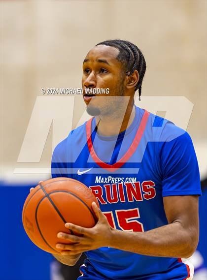 Thumbnail 3 in West Brook vs. Lincoln (Beaumont ISD/YMBL Basketball Tournament) photogallery.