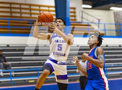 Thumbnail 2 in West Brook vs. Lincoln (Beaumont ISD/YMBL Basketball Tournament) photogallery.