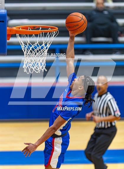 Thumbnail 2 in West Brook vs. Lincoln (Beaumont ISD/YMBL Basketball Tournament) photogallery.