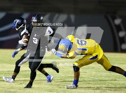 Thumbnail 2 in Verbum Dei vs. Jordan photogallery.