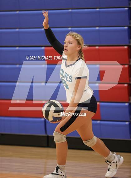 Thumbnail 2 in Lakeland @ Lake City (Scrimmage) photogallery.
