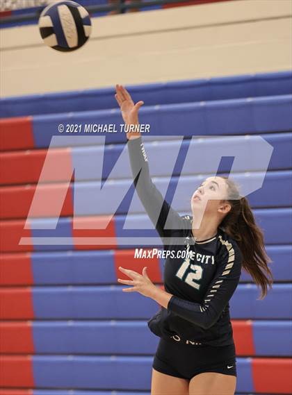 Thumbnail 1 in Lakeland @ Lake City (Scrimmage) photogallery.