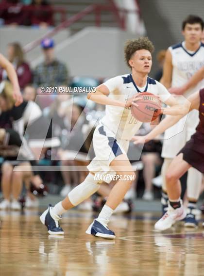 Thumbnail 2 in Valor Christian vs. Golden (CHSAA 4A Semi-Final) photogallery.