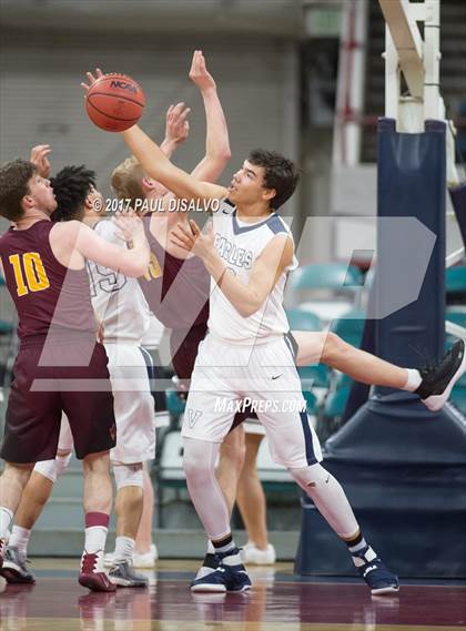 Thumbnail 2 in Valor Christian vs. Golden (CHSAA 4A Semi-Final) photogallery.