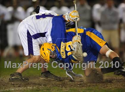 Thumbnail 1 in Islip vs. Comsewogue photogallery.