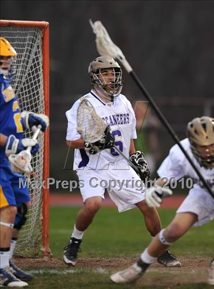 Thumbnail 1 in Islip vs. Comsewogue photogallery.