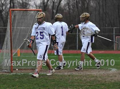 Thumbnail 3 in Islip vs. Comsewogue photogallery.