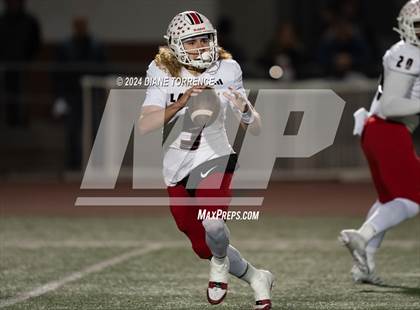 Thumbnail 3 in Lakewood vs Foothill (CIF-SS Division 5 Round 2) photogallery.