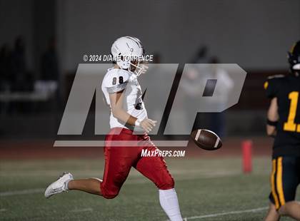 Thumbnail 1 in Lakewood vs Foothill (CIF-SS Division 5 Round 2) photogallery.