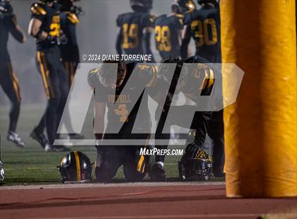 Thumbnail 2 in Lakewood vs Foothill (CIF-SS Division 5 Round 2) photogallery.