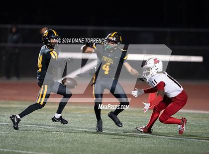 Thumbnail 1 in Lakewood vs Foothill (CIF-SS Division 5 Round 2) photogallery.