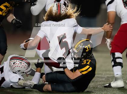 Thumbnail 1 in Lakewood vs Foothill (CIF-SS Division 5 Round 2) photogallery.