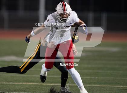 Thumbnail 1 in Lakewood vs Foothill (CIF-SS Division 5 Round 2) photogallery.