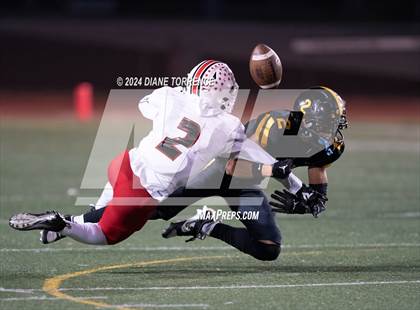 Thumbnail 2 in Lakewood vs Foothill (CIF-SS Division 5 Round 2) photogallery.