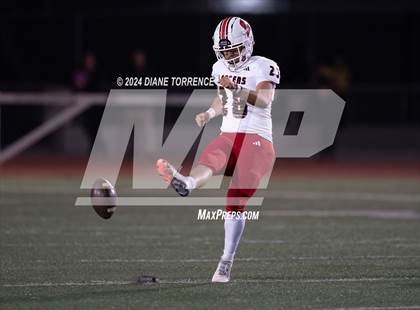 Thumbnail 3 in Lakewood vs Foothill (CIF-SS Division 5 Round 2) photogallery.