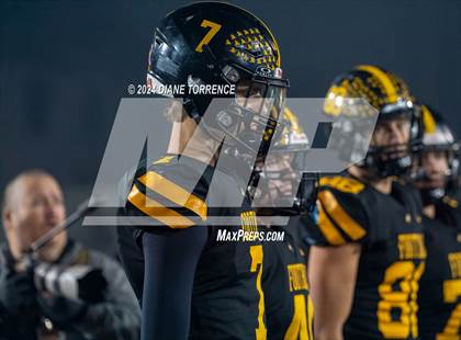 Thumbnail 1 in Lakewood vs Foothill (CIF-SS Division 5 Round 2) photogallery.