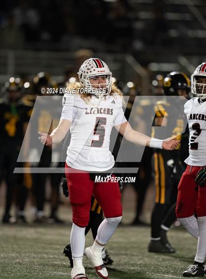 Thumbnail 3 in Lakewood vs Foothill (CIF-SS Division 5 Round 2) photogallery.