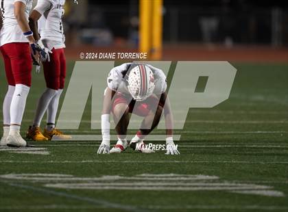 Thumbnail 3 in Lakewood vs Foothill (CIF-SS Division 5 Round 2) photogallery.
