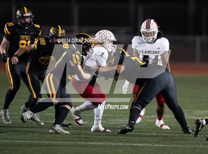 Thumbnail 2 in Lakewood vs Foothill (CIF-SS Division 5 Round 2) photogallery.