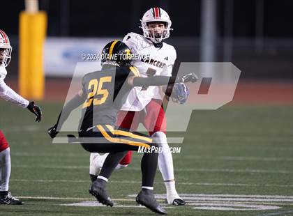 Thumbnail 2 in Lakewood vs Foothill (CIF-SS Division 5 Round 2) photogallery.