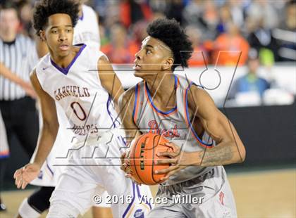 Thumbnail 1 in Rainier Beach vs Garfield (WIAA 3A Semifinal)  photogallery.