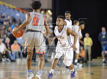 Thumbnail 1 in Rainier Beach vs Garfield (WIAA 3A Semifinal)  photogallery.