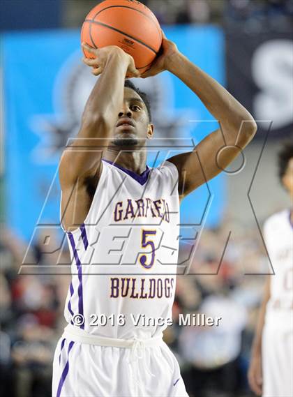 Thumbnail 3 in Rainier Beach vs Garfield (WIAA 3A Semifinal)  photogallery.