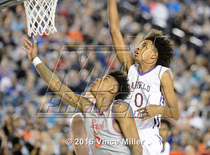 Thumbnail 3 in Rainier Beach vs Garfield (WIAA 3A Semifinal)  photogallery.