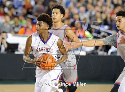 Thumbnail 3 in Rainier Beach vs Garfield (WIAA 3A Semifinal)  photogallery.