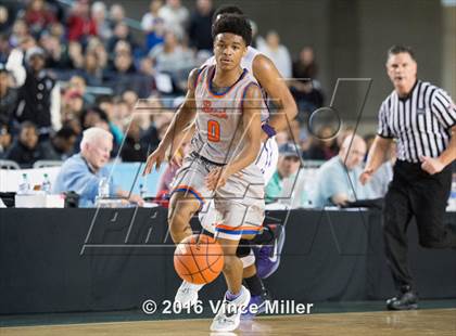 Thumbnail 1 in Rainier Beach vs Garfield (WIAA 3A Semifinal)  photogallery.