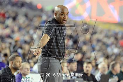 Thumbnail 1 in Rainier Beach vs Garfield (WIAA 3A Semifinal)  photogallery.