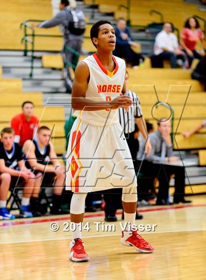 Thumbnail 1 in Mountain Range vs. Northglenn photogallery.