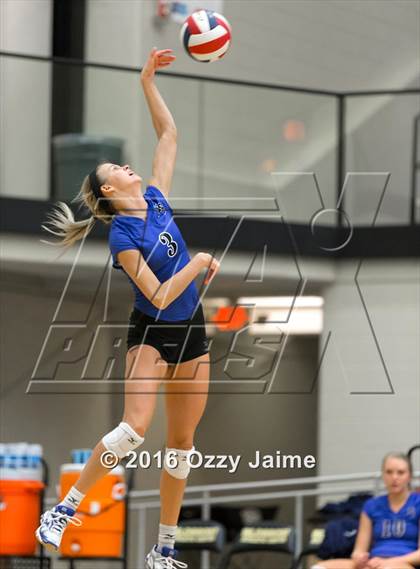 Thumbnail 3 in New Braunfels @ Johnson photogallery.
